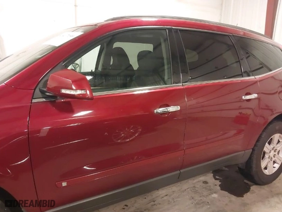 2010 Chevrolet Traverse LT w/1LT with VIN 1GNLRFED5AS141211, listed as a IAAI auction lot 41407190 with 189,101 mi miles. Bid and sale history available at carsss.com. Image 15.