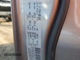 2019 Jeep Compass Latitude z VIN 3C4NJCBB2KT855811, wystawiony jako Copart lot #56063745 z przebiegiem 59 592 mil mil oraz Szkoda całkowita • Salvage title. Historia ofert i sprzedaży dostępna na DreamBid. Obrazek 13.
