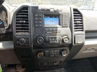 2019 Ford F-150 XL with VIN 1FTMF1EB5KKE10509, listed as a IAAI auction lot 42778592 with 132,692 mi miles and . Bid and sale history available at DreamBid. Image 9.