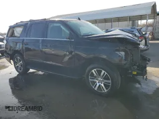 2024 Ford Expedition Max XLT with VIN 1FMJK1J87REA04437, listed as a Copart auction lot 45024725 with 32,368 mi miles and Salvage Title. Bid and sale history available at DreamBid. Image 4.