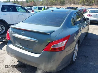 2011 Nissan Maxima SV z VIN 1N4AA5AP8BC849245, wystawiony jako IAAI lot #41966717 z przebiegiem 186 781 mil mil oraz . Historia ofert i sprzedaży dostępna na DreamBid. Obrazek 4.