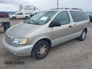2000 Toyota Sienna LE z VIN 4T3ZF13C8YU201119, wystawiony jako IAAI lot #42052952 z przebiegiem 203 571 mil mil oraz . Historia ofert i sprzedaży dostępna na DreamBid. Obrazek 2.