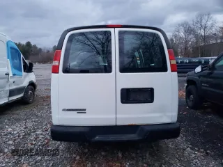2012 Chevrolet Express Cargo with VIN 1GCSGAFX1C1146629, listed as a Copart auction lot 83643904 with 193,874 mi miles and Clean title. Bid and sale history available at DreamBid. Image 6.