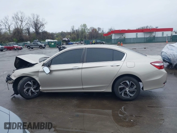 2017 Honda Accord LX with VIN 1HGCR2F36HA189924, listed as a IAAI auction lot 41956124 with 58,117 mi miles. Bid and sale history available at carsss.com. Image 15.