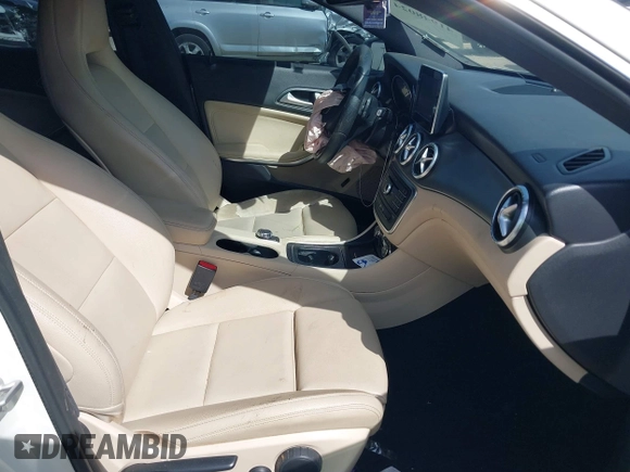 2016 Mercedes-Benz CLA with VIN WDDSJ4EB8GN367433, listed as a IAAI auction lot 41948024 with 154,132 mi miles. Bid and sale history available at carsss.com. Image 5.