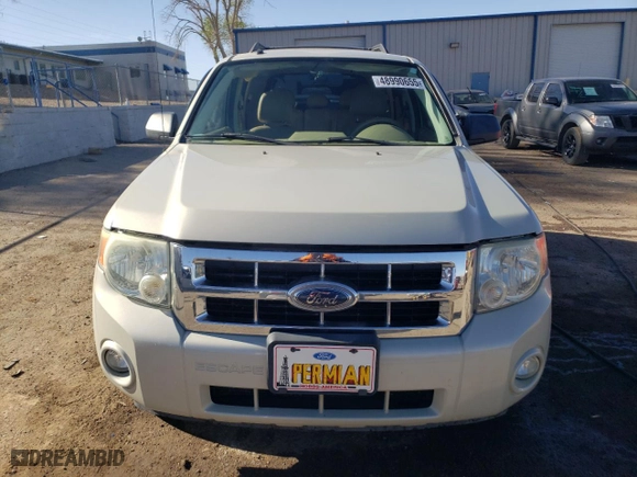 2008 Ford Escape XLT with VIN 1FMCU031X8KB99205, listed as a Copart auction lot 48990655 with 127,050 mi miles and Salvage Title. Bid and sale history available at carsss.com. Image 5.