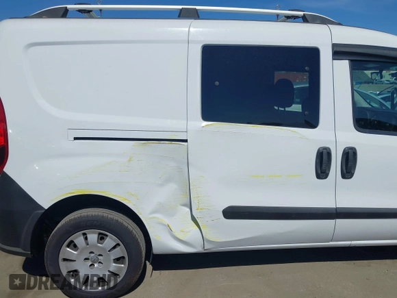 2015 Ram ProMaster City Cargo Tradesman z VIN ZFBERFAT2F6A01878, wystawiony jako IAAI lot #42677103 z przebiegiem 86 137 mil mil oraz . Historia ofert i sprzedaży dostępna na DreamBid. Obrazek 17.