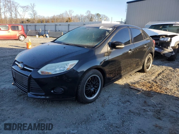 2014 Ford Focus SE with VIN 1FADP3F29EL243695, listed as a Copart auction lot 45609075 with 152,200 mi miles and Salvage Title. Bid and sale history available at carsss.com. Image 1.