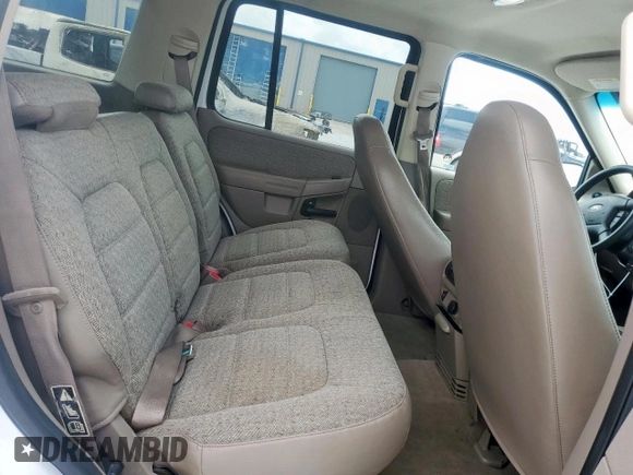 2002 Ford Explorer XLS with VIN 1FMZU62E62UA69368, listed as a Copart auction lot 61571065 with 124,095 mi miles and Salvage title. Bid and sale history available at DreamBid. Image 11.