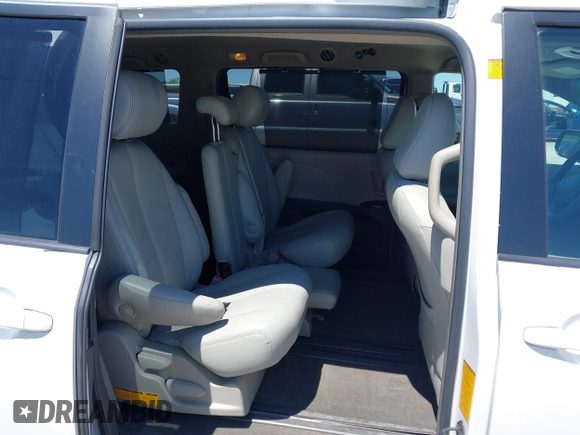 2011 Toyota Sienna LE AAS with VIN 5TDKK3DC1BS150109, listed as a IAAI auction lot 42067808 with 186,811 mi miles and . Bid and sale history available at DreamBid. Image 8.