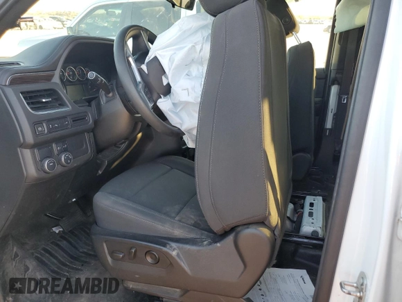 2022 Chevrolet Tahoe Commercial z VIN 1GNSCLED9NR248304, wystawiony jako Copart lot #84294364 z przebiegiem Nie podano mil oraz Czysty tytuł • Clean title. Historia ofert i sprzedaży dostępna na DreamBid. Obrazek 7.
