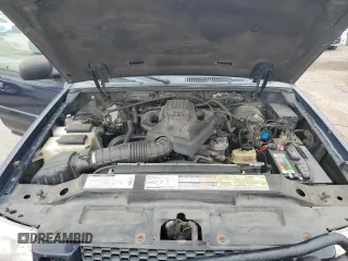 2001 Ford Explorer Sport Trac with VIN 1FMZU67E11UB01604, listed as a Copart auction lot 57581825 with 211,905 mi miles and Salvage title. Bid and sale history available at DreamBid. Image 11.