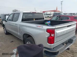 2019 Chevrolet Silverado 1500 LT with VIN 1GCPYDEK8KZ360429, listed as a IAAI auction lot 41787223 with 132,432 mi miles. Bid and sale history available at carsss.com. Image 3.