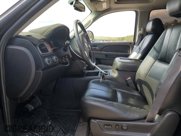 2013 Chevrolet Suburban LT with VIN 1GNSKJE76DR102183, listed as a Copart auction lot 56272494 with 122,679 mi miles and Non Repairable. Bid and sale history available at carsss.com. Image 7.
