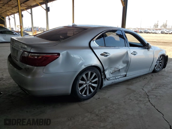 2012 Lexus LS 460 z VIN JTHCL5EF0C5014758, wystawiony jako Copart lot #55620645 z przebiegiem 154 717 mil mil oraz Czysty tytuł • Clean title. Historia ofert i sprzedaży dostępna na DreamBid. Obrazek 3.