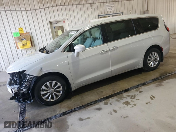 2019 Chrysler Pacifica Touring Plus z VIN 2C4RC1FG3KR636753, wystawiony jako Copart lot #60466095 z przebiegiem 109 678 mil mil oraz Szkoda całkowita • Salvage title. Historia ofert i sprzedaży dostępna na DreamBid. Obrazek 1.