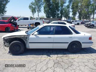 1993 Acura Integra z VIN JH4DB1650PS000677, wystawiony jako IAAI lot #42301738 z przebiegiem 148 492 mil mil oraz . Historia ofert i sprzedaży dostępna na DreamBid. Obrazek 15.