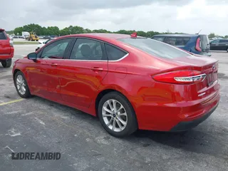 2020 Ford Fusion SE with VIN 3FA6P0HDXLR160183, listed as a IAAI auction lot 42623508 with 89,914 mi miles and . Bid and sale history available at DreamBid. Image 3.