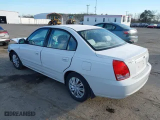 2006 Hyundai Elantra GLS with VIN KMHDN46D16U221642, listed as a IAAI auction lot 41754150 with 91,814 mi miles. Bid and sale history available at carsss.com. Image 3.