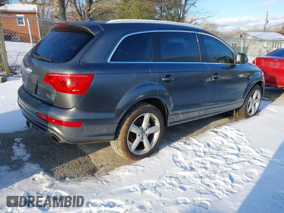 2014 Audi Q7 3.0T S line Prestige with VIN WA1DGAFE5ED010250, listed as a IAAI auction lot 41257093 with 131,001 mi miles. Bid and sale history available at carsss.com. Image 4.