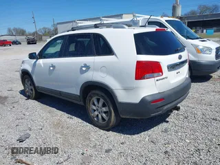 2011 Kia Sorento LX with VIN 5XYKT4A16BG149301, listed as a IAAI auction lot 41857018 with 169,963 mi miles. Bid and sale history available at carsss.com. Image 3.