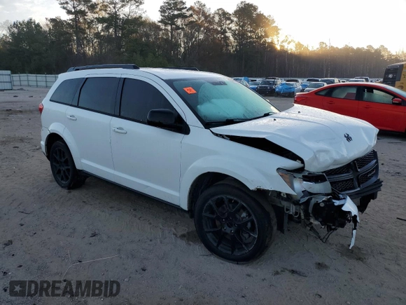 2017 Dodge Journey SXT with VIN 3C4PDCBB4HT517075, listed as a Copart auction lot 50137965 with 192,007 mi miles and Salvage Title. Bid and sale history available at DreamBid. Image 4.