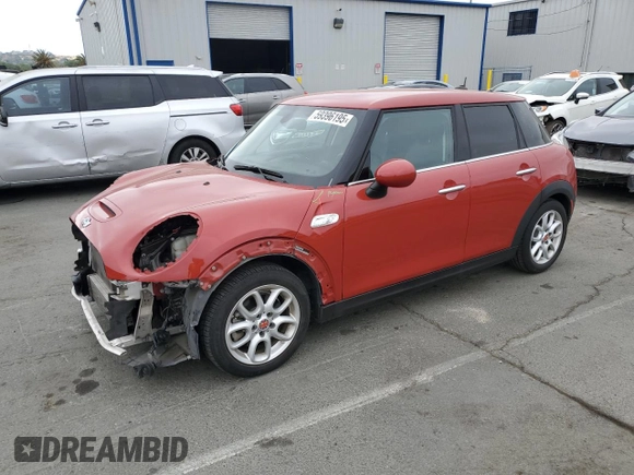 2015 MINI Hardtop 4 Door S z VIN WMWXU3C51F2B56847, wystawiony jako Copart lot #59396195 z przebiegiem 70 821 mil mil oraz Szkoda całkowita • Salvage title. Historia ofert i sprzedaży dostępna na DreamBid. Obrazek 1.