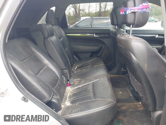 2012 Kia Sorento SX with VIN 5XYKW4A22CG230880, listed as a IAAI auction lot 41924739 with 187,122 mi miles. Bid and sale history available at carsss.com. Image 8.