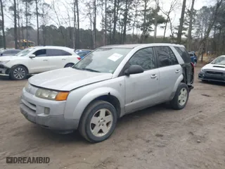 2004 Saturn VUE V6 with VIN 5GZCZ63454S859341, listed as a IAAI auction lot 41362164 with 211,600 mi miles. Bid and sale history available at carsss.com. Image 2.