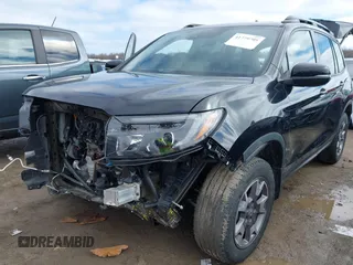 2022 Honda Passport TrailSport z VIN 5FNYF8H60NB011632, wystawiony jako IAAI lot #41779705 z przebiegiem 42 038 mil mil oraz . Historia ofert i sprzedaży dostępna na DreamBid. Obrazek 6.