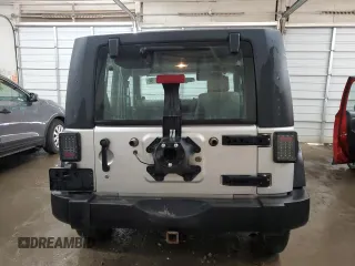 2008 Jeep Wrangler X с VIN 1J4FZ24138L526514, выставлен на аукционе Copart как лот 72569194 с пробегом 216 928 миль миль и Списание • Salvage title. История ставок и продаж доступна на DreamBid. Изображение 6.
