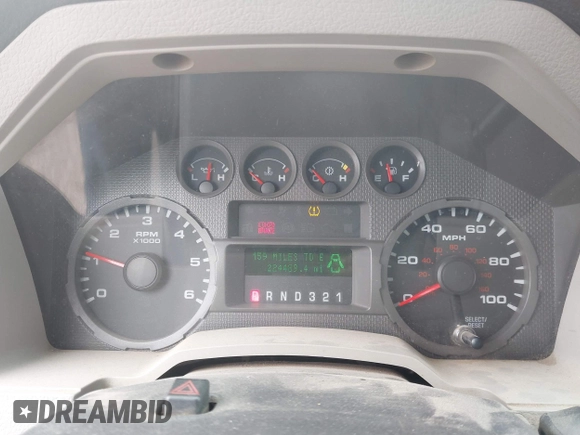 2008 Ford Super Duty F-250 SRW XL with VIN 1FTSX20Y48EC46974, listed as a IAAI auction lot 41637500 with 224,489 mi miles. Bid and sale history available at carsss.com. Image 7.