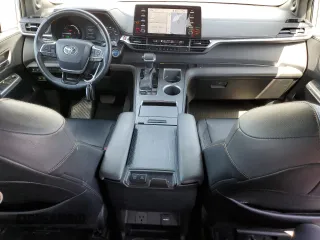 2022 Toyota Sienna XLE Woodland Edition with VIN 5TDASKFC1NS057260, listed as a Copart auction lot 67475584 with 59,396 mi miles and Salvage Title. Bid and sale history available at carsss.com. Image 8.