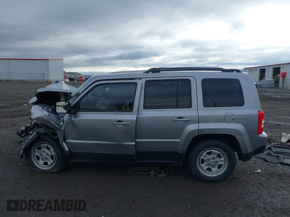 2016 Jeep Patriot Sport with VIN 1C4NJRBB6GD556435, listed as a IAAI auction lot 41949935 with 145,352 mi miles and . Bid and sale history available at carsss.com. Image 15.