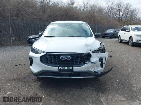 2025 Ford Escape Active z VIN 1FMCU0GN0SUA19156, wystawiony jako IAAI lot #41815194 z przebiegiem Nie podano mil oraz . Historia ofert i sprzedaży dostępna na DreamBid. Obrazek 13.