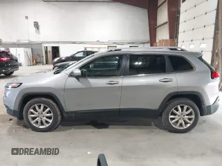 2014 Jeep Cherokee Limited z VIN 1C4PJMDS6EW207642, wystawiony jako IAAI lot #42471768 z przebiegiem 133 658 mil mil oraz . Historia ofert i sprzedaży dostępna na DreamBid. Obrazek 14.