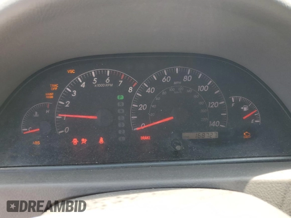 2006 Toyota Camry LE z VIN 4T1BF30K16U630147, wystawiony jako Copart lot #59696815 z przebiegiem 168 727 mil mil oraz Czysty tytuł • Clean title. Historia ofert i sprzedaży dostępna na DreamBid. Obrazek 9.