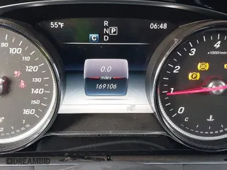 2017 Mercedes-Benz E-Class E 300 Luxury with VIN WDDZF4JB4HA110381, listed as a IAAI auction lot 41703351 with 169,106 mi miles. Bid and sale history available at carsss.com. Image 7.