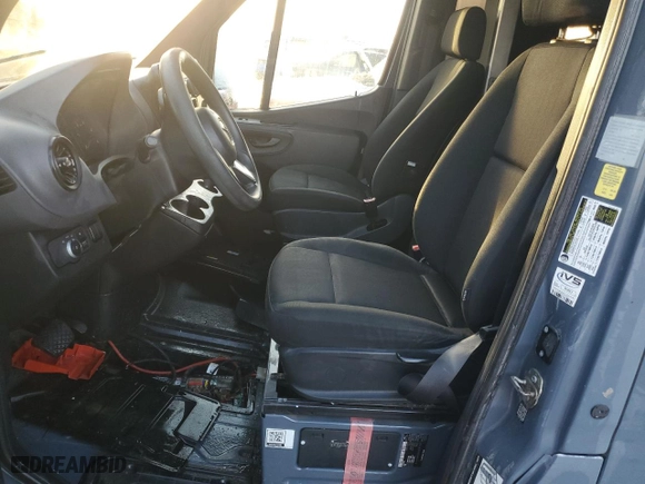 2019 Mercedes-Benz Sprinter Cargo Van with VIN WD4PF0CD5KP091116, listed as a Copart auction lot 74948144 with NaN miles and Non Repairable. Bid and sale history available at carsss.com. Image 7.