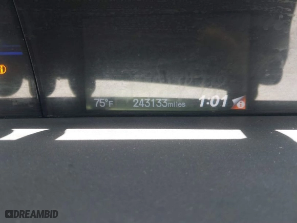 2014 Honda Civic Sedan LX with VIN 19XFB2F50EE013574, listed as a IAAI auction lot 40497790 with 243,133 mi miles. Bid and sale history available at carsss.com. Image 15.
