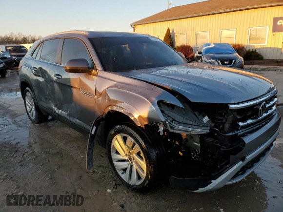 2022 Volkswagen Atlas SE z VIN 1V2KE2CA8NC204883, wystawiony jako Copart lot #87085664 z przebiegiem 63 428 mil mil oraz Nie do naprawy • Non repairable. Historia ofert i sprzedaży dostępna na DreamBid. Obrazek 4.