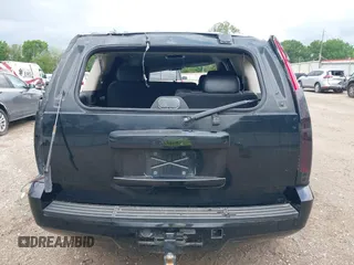 2007 Chevrolet Tahoe LS с VIN 1GNFC13C27R279400, выставлен на аукционе IAAI как лот 39134497 с пробегом 205 338 миль миль и . История ставок и продаж доступна на DreamBid. Изображение 17.