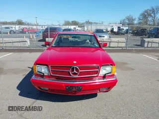 1988 Mercedes-Benz 560 with VIN WDBCA45D0JA390136, listed as a IAAI auction lot 42072781 with 126,325 mi miles and . Bid and sale history available at DreamBid. Image 12.