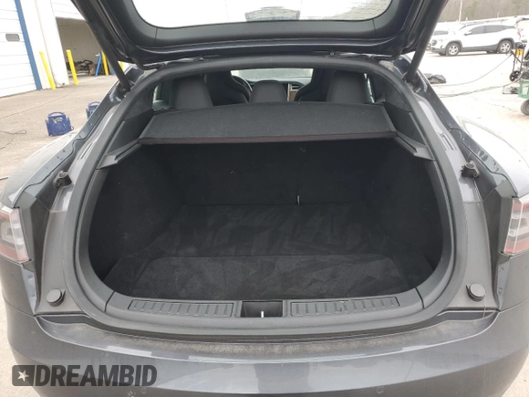 2016 Tesla Model S 90D with VIN 5YJSA1E20GF168108, listed as a Copart auction lot 55589615 with 138,295 mi miles and Salvage Title. Bid and sale history available at DreamBid. Image 6.