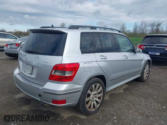2012 Mercedes-Benz GLK 350 with VIN WDCGG8HB9CF751639, listed as a IAAI auction lot 42122764 with 177,412 mi miles and . Bid and sale history available at carsss.com. Image 4.