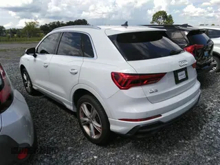 2020 Audi Q3 S line Premium Plus с VIN WA1EECF3XL1034045, выставлен на аукционе IAAI как лот 42726643 с пробегом 121 743 миль миль и . История ставок и продаж доступна на DreamBid. Изображение 3.