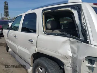 2005 Cadillac Escalade z VIN 1GYEC63N25R200026, wystawiony jako IAAI lot #41761210 z przebiegiem 226 747 mil mil oraz . Historia ofert i sprzedaży dostępna na DreamBid. Obrazek 15.