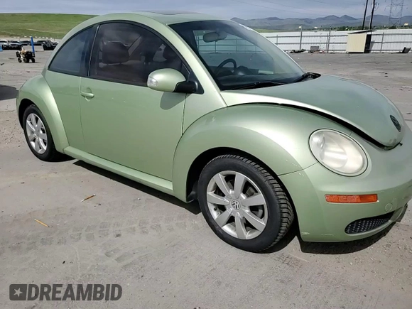 2008 Volkswagen Beetle S с VIN 3VWRW31C48M510132, выставлен на аукционе Copart как лот 56692935 с пробегом 125 154 миль миль и Списание • Salvage title. История ставок и продаж доступна на DreamBid. Изображение 13.