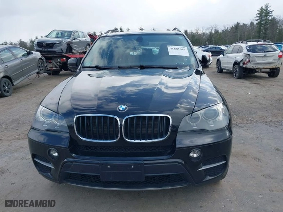 2013 BMW X5 xDrive35i with VIN 5UXZV4C50D0E06603, listed as a IAAI auction lot 41881485 with 171,701 mi miles. Bid and sale history available at carsss.com. Image 12.