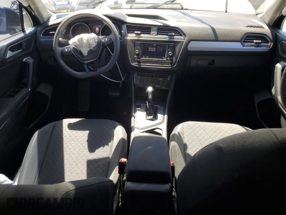 2020 Volkswagen Tiguan S с VIN 3VV1B7AX5LM015633, выставлен на аукционе Copart как лот 55291145 с пробегом 59 225 миль миль и Списание • Salvage title. История ставок и продаж доступна на DreamBid. Изображение 8.